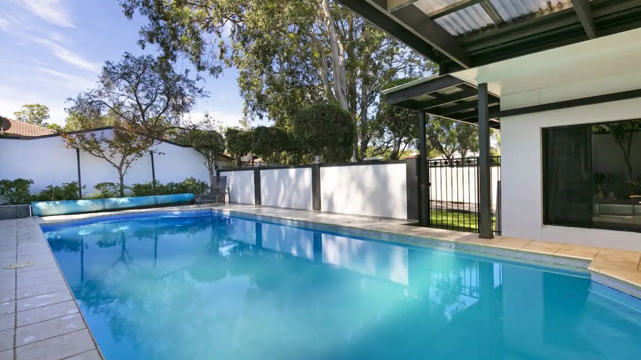 Photo of Outdoor in Acacia Gardens
