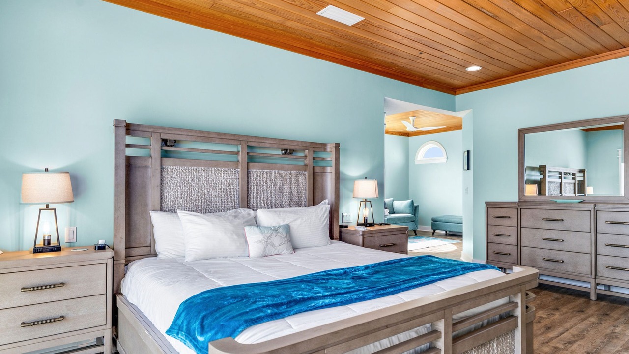 Photo of Bedroom in Carrabelle