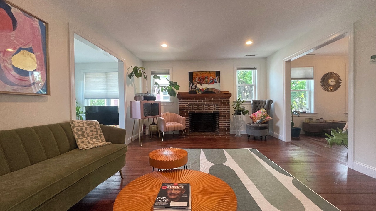 Photo of Livingroom in Arlington