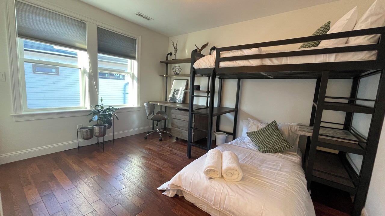 Photo of Bedroom in Arlington