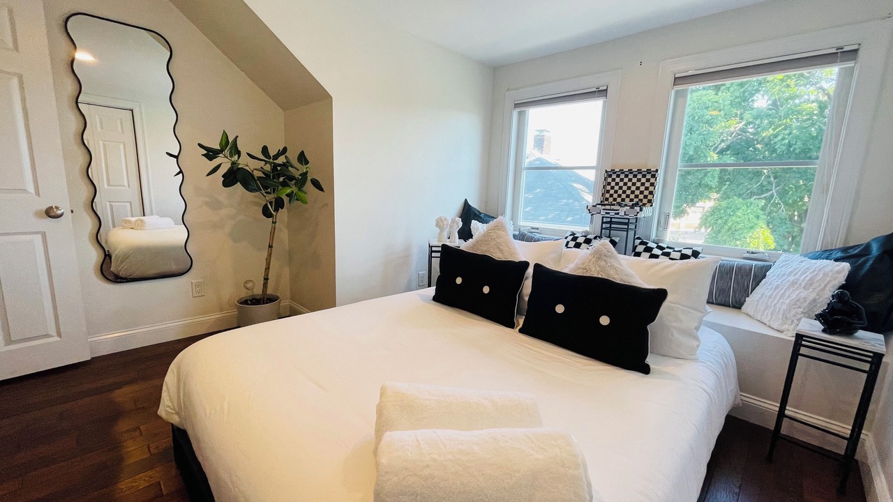 Photo of Bedroom in Arlington