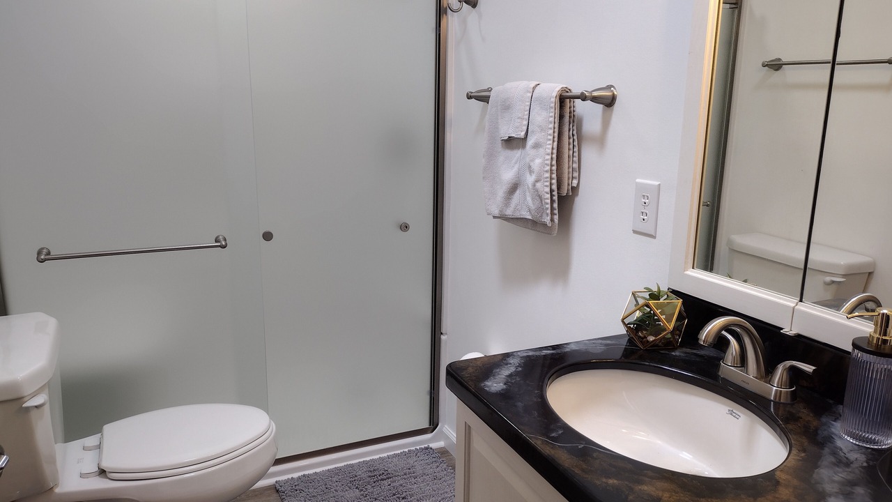 Photo of Bathroom in Marion