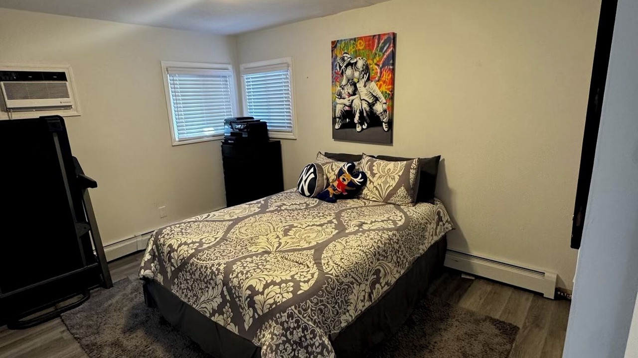 Photo of Bedroom in Long Beach
