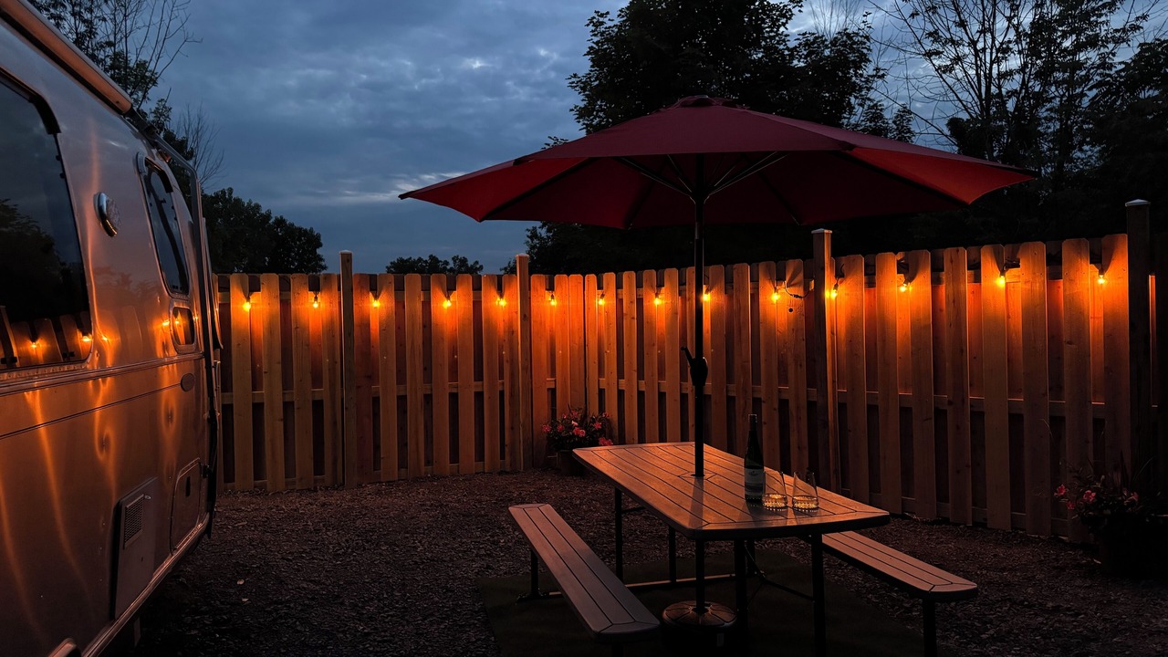 Photo of Outdoor in Burdett