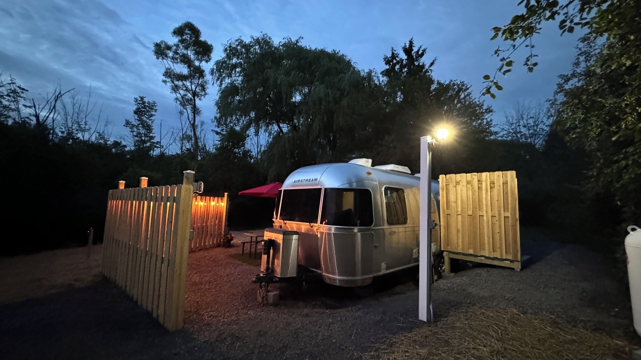 Photo of Outdoor in Burdett