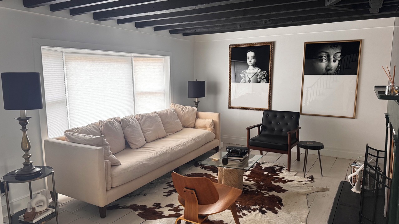 Photo of Livingroom in East Moriches