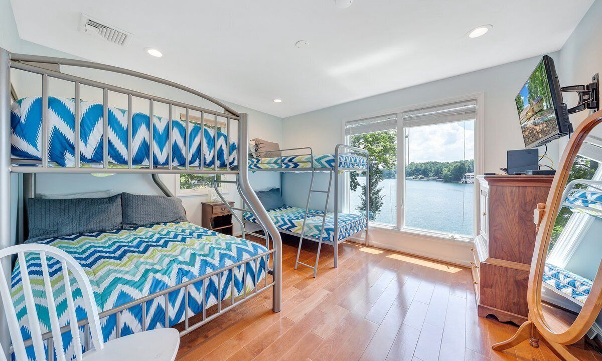 Photo of Bedroom in North Shore