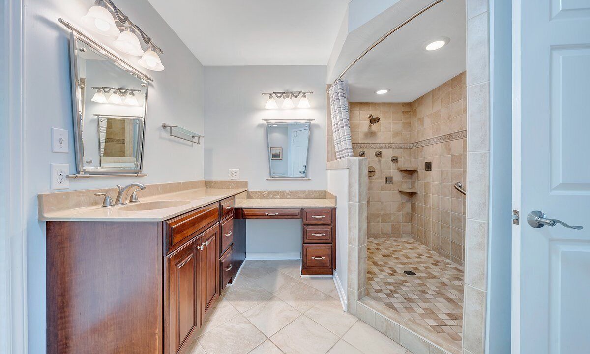 Photo of Bathroom in North Shore