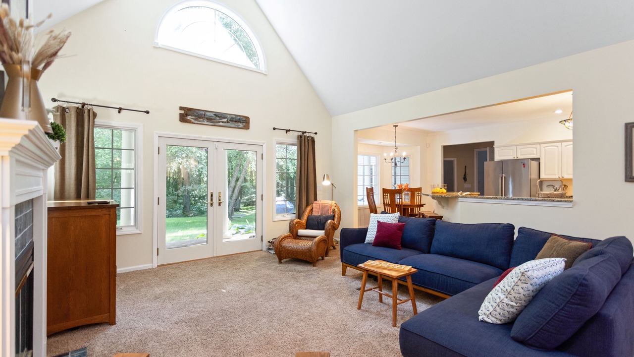 Photo of Livingroom in Baroda