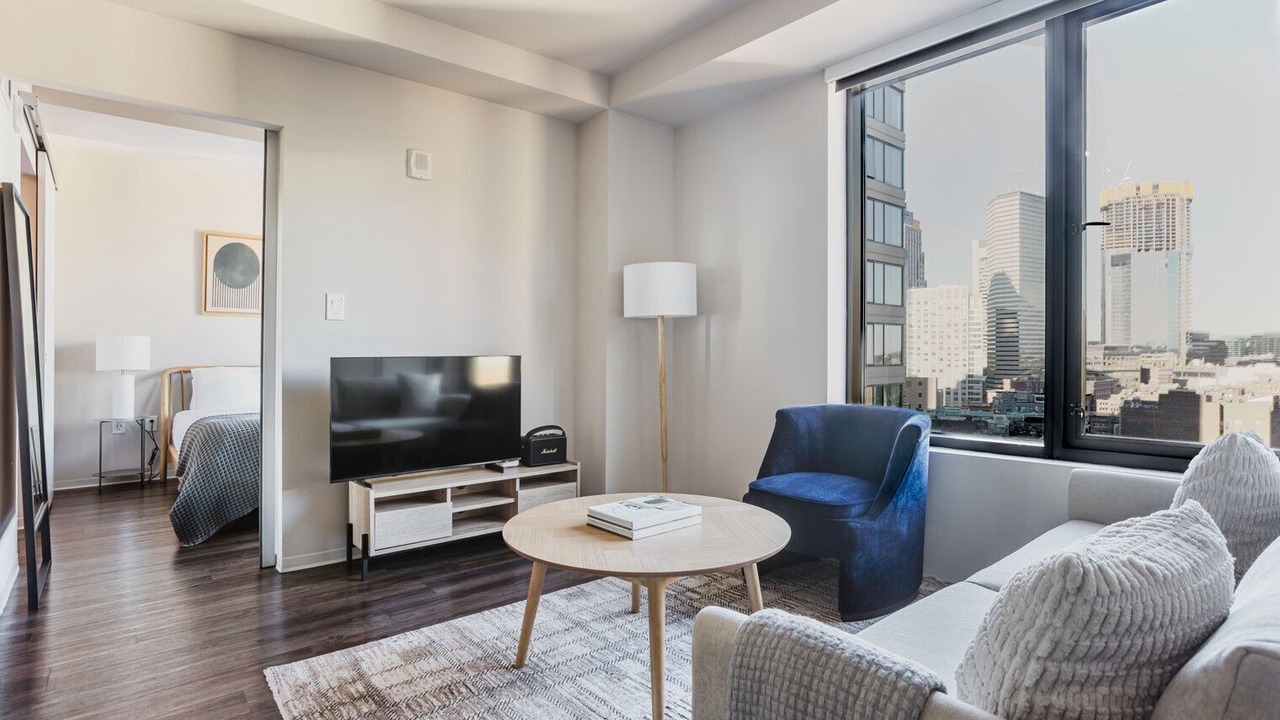 Photo of Livingroom in Theatre District