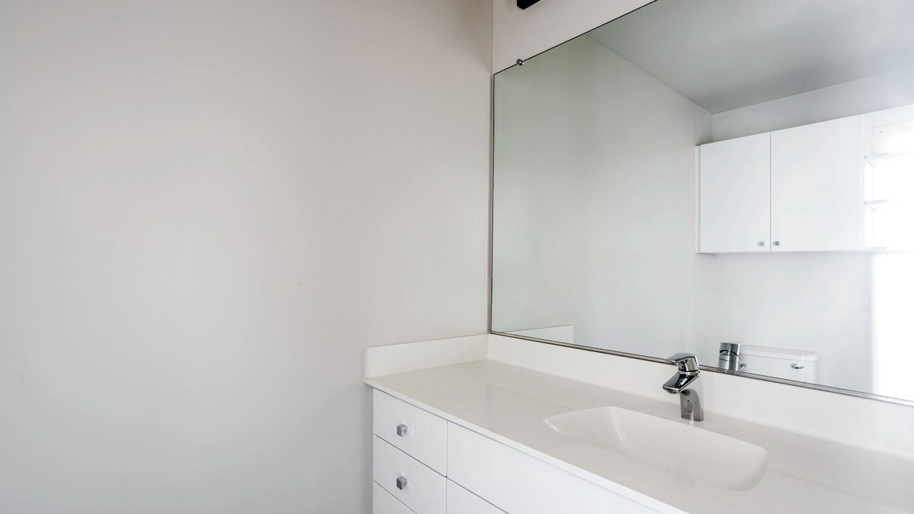 Photo of Bathroom in Theatre District