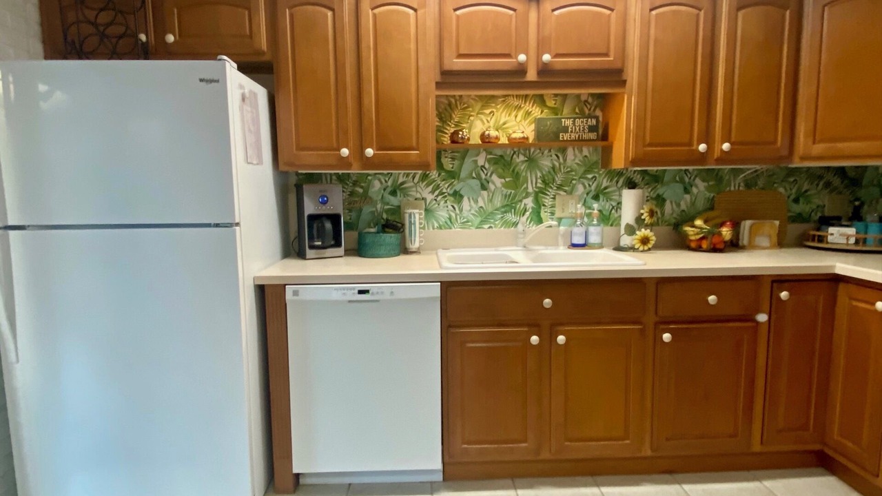 Photo of Kitchen in Cocoa Isles
