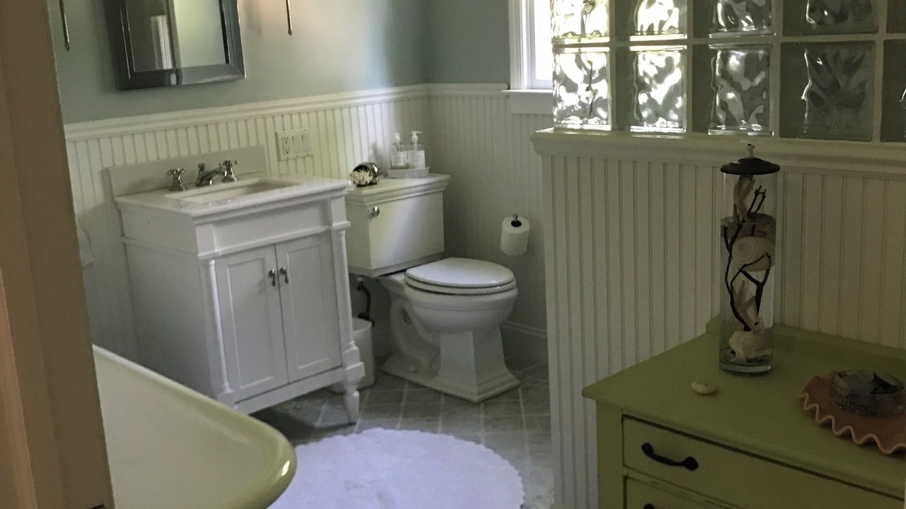 Photo of Bathroom in Bellport