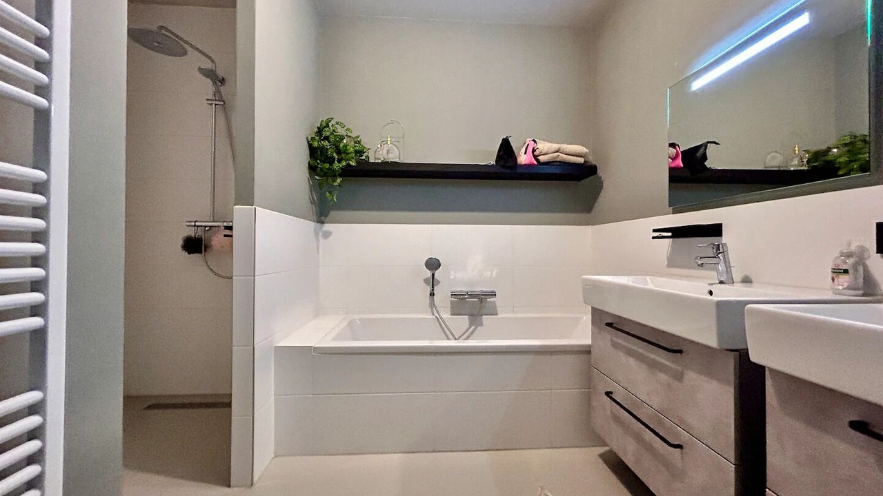 Photo of Bathroom in Amsterdam West