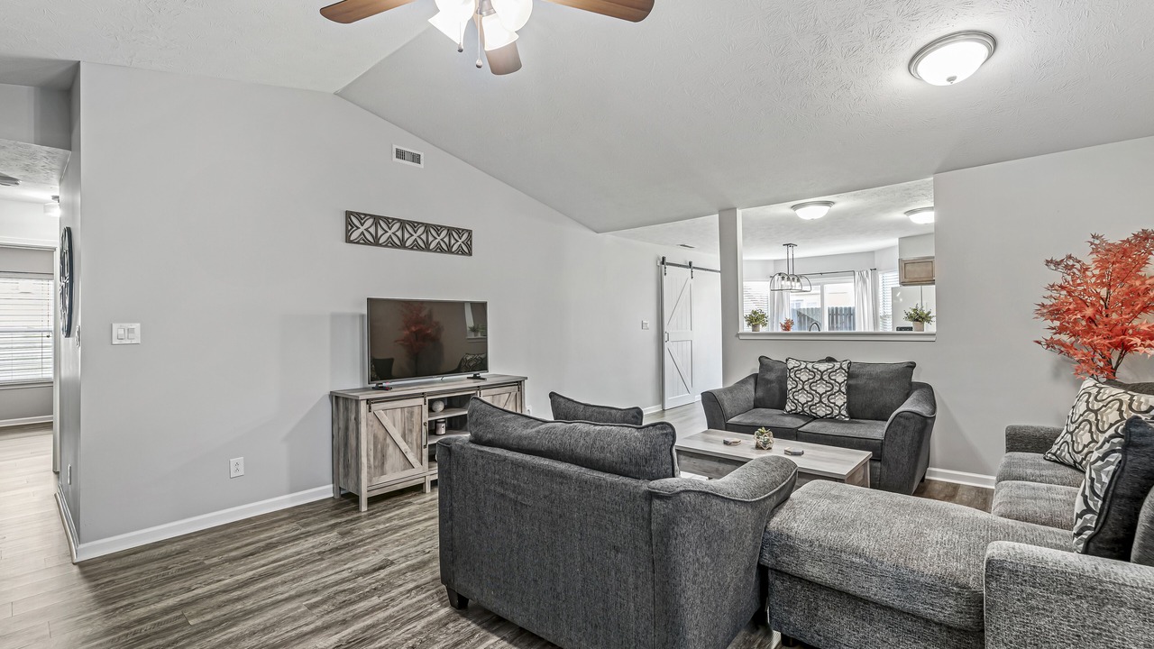 Photo of Livingroom in Noblesville