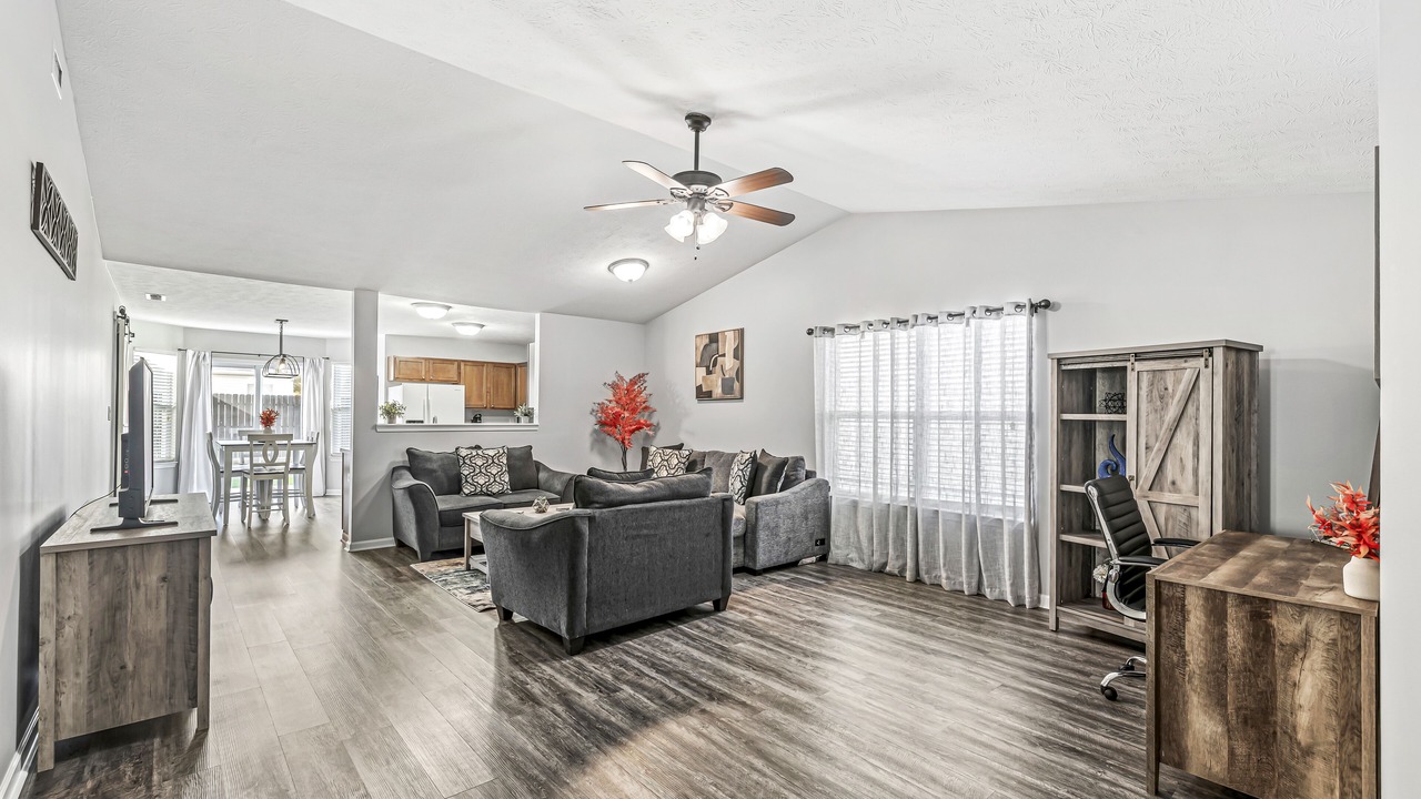 Photo of Livingroom in Noblesville