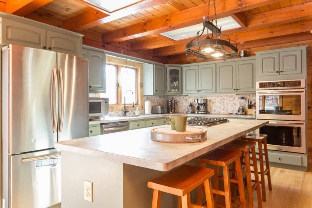 Photo of Kitchen in Massanutten