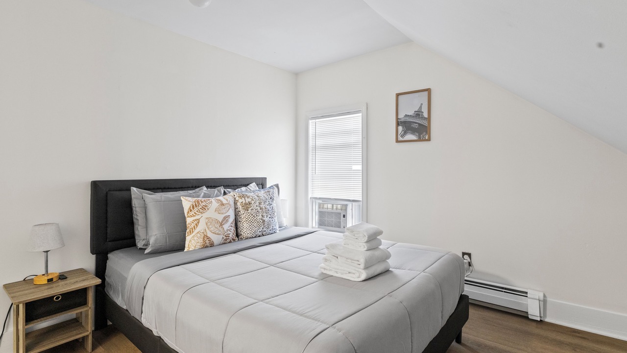 Photo of Bedroom in Malden