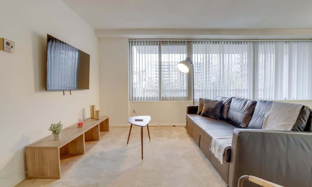 Photo of Livingroom in Aurora Highlands