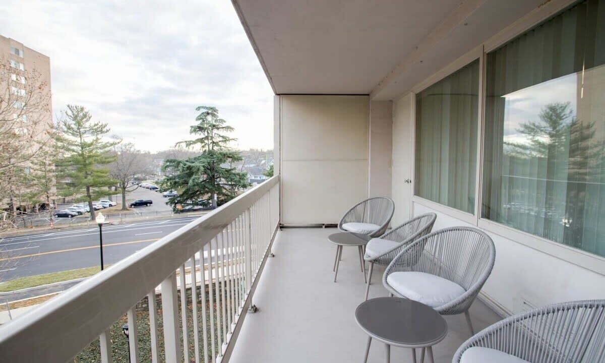 Photo of Patio Balcony in Aurora Highlands
