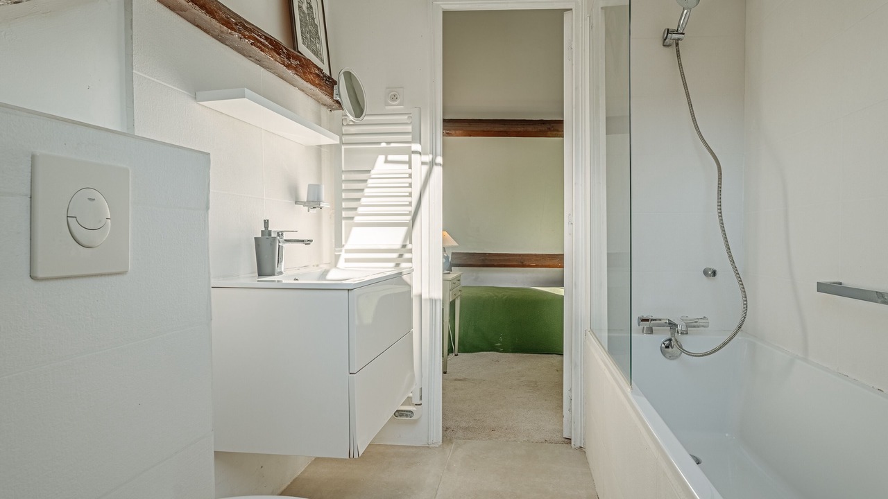 Photo of Bathroom in Saint-Jouan-des-Guerets