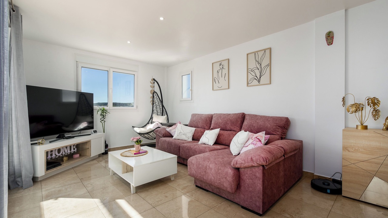 Photo of Livingroom in Alcorrin