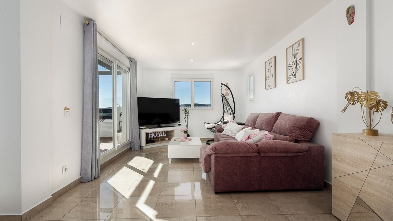 Photo of Livingroom in Alcorrin