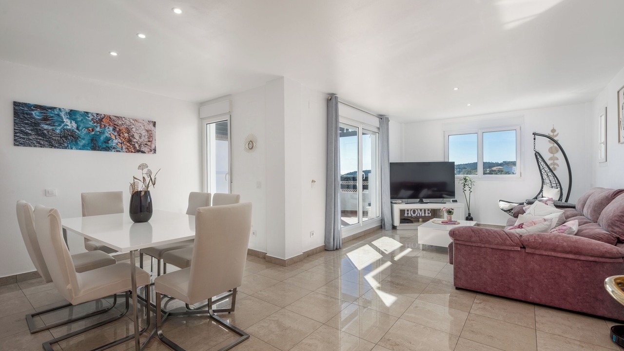 Photo of Livingroom in Alcorrin
