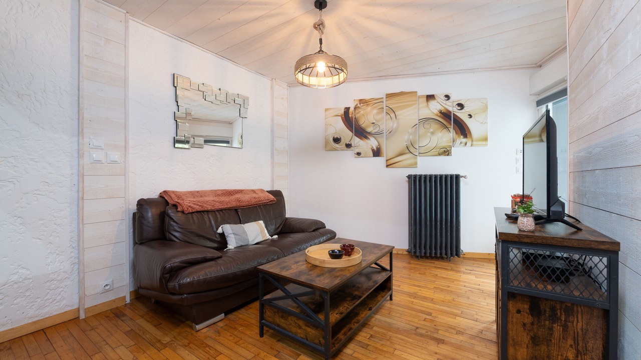 Photo of Livingroom in Meslan