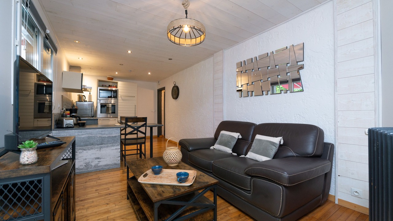 Photo of Livingroom in Meslan