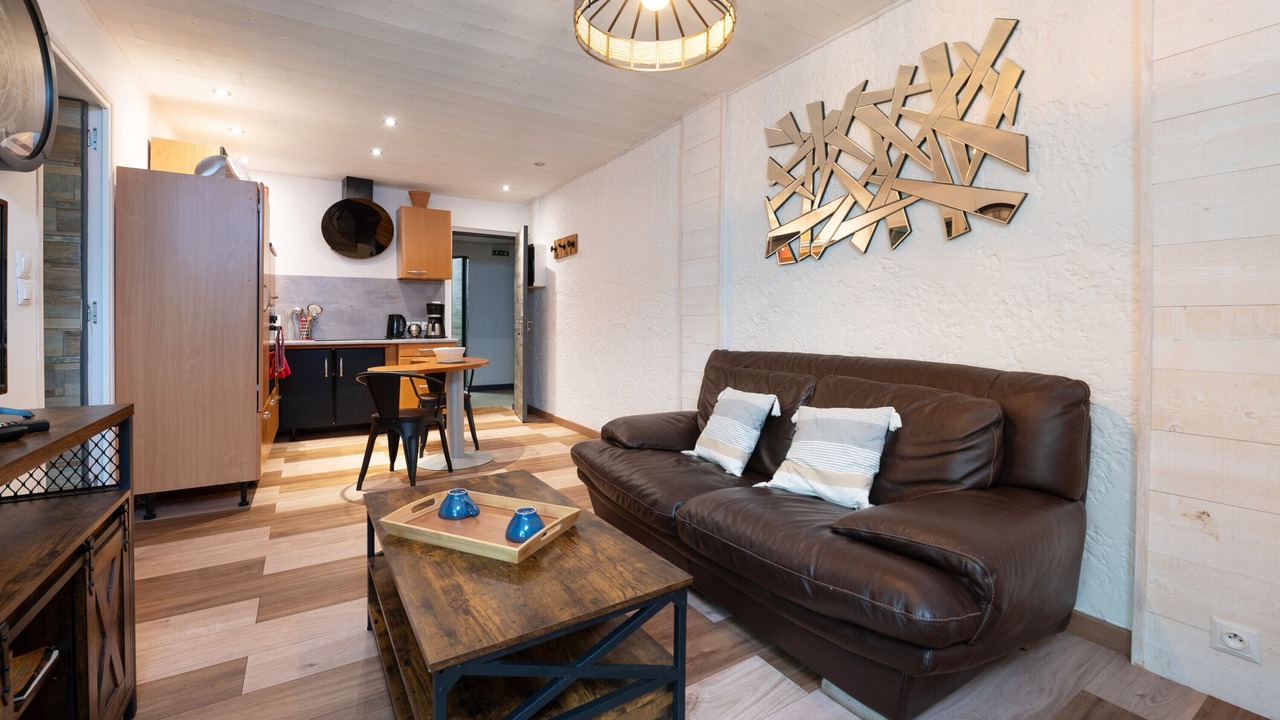 Photo of Livingroom in Meslan