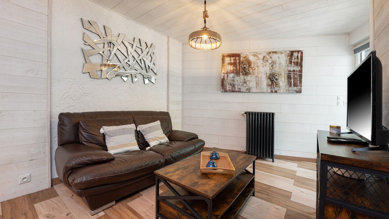 Photo of Livingroom in Meslan