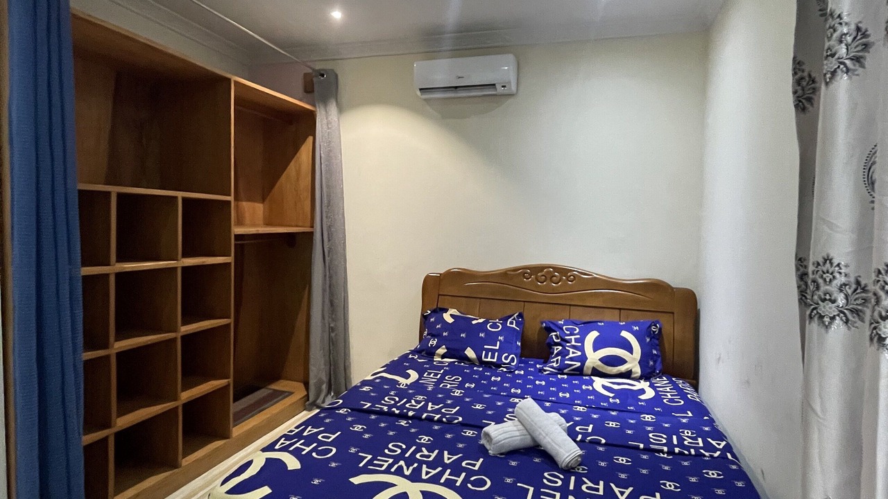 Photo of Bedroom in Barumbu