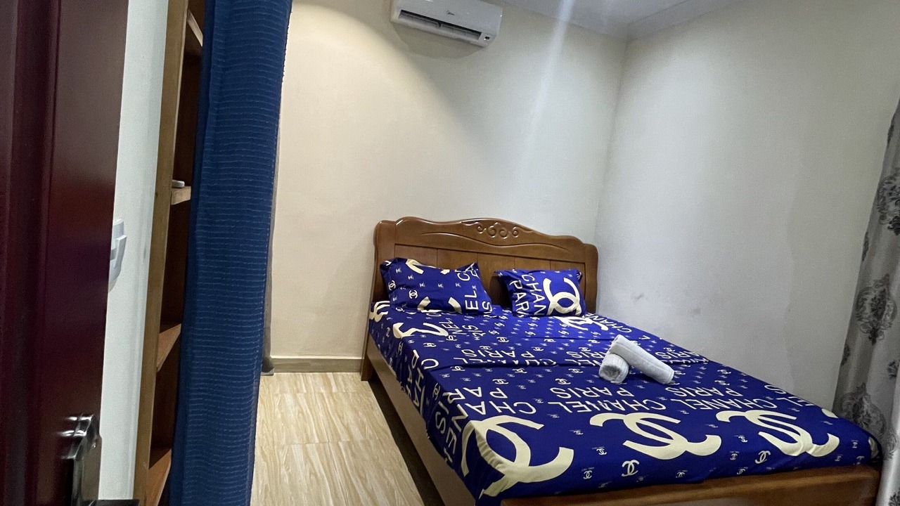 Photo of Bedroom in Barumbu