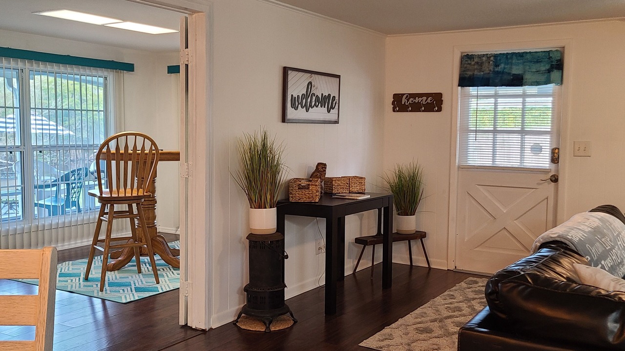 Photo of Livingroom in Floral City