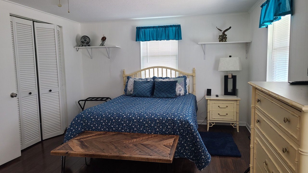 Photo of Bedroom in Floral City