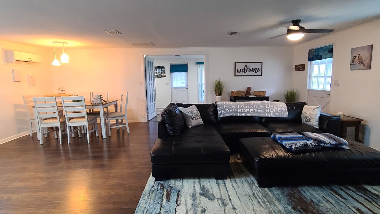 Photo of Livingroom in Floral City