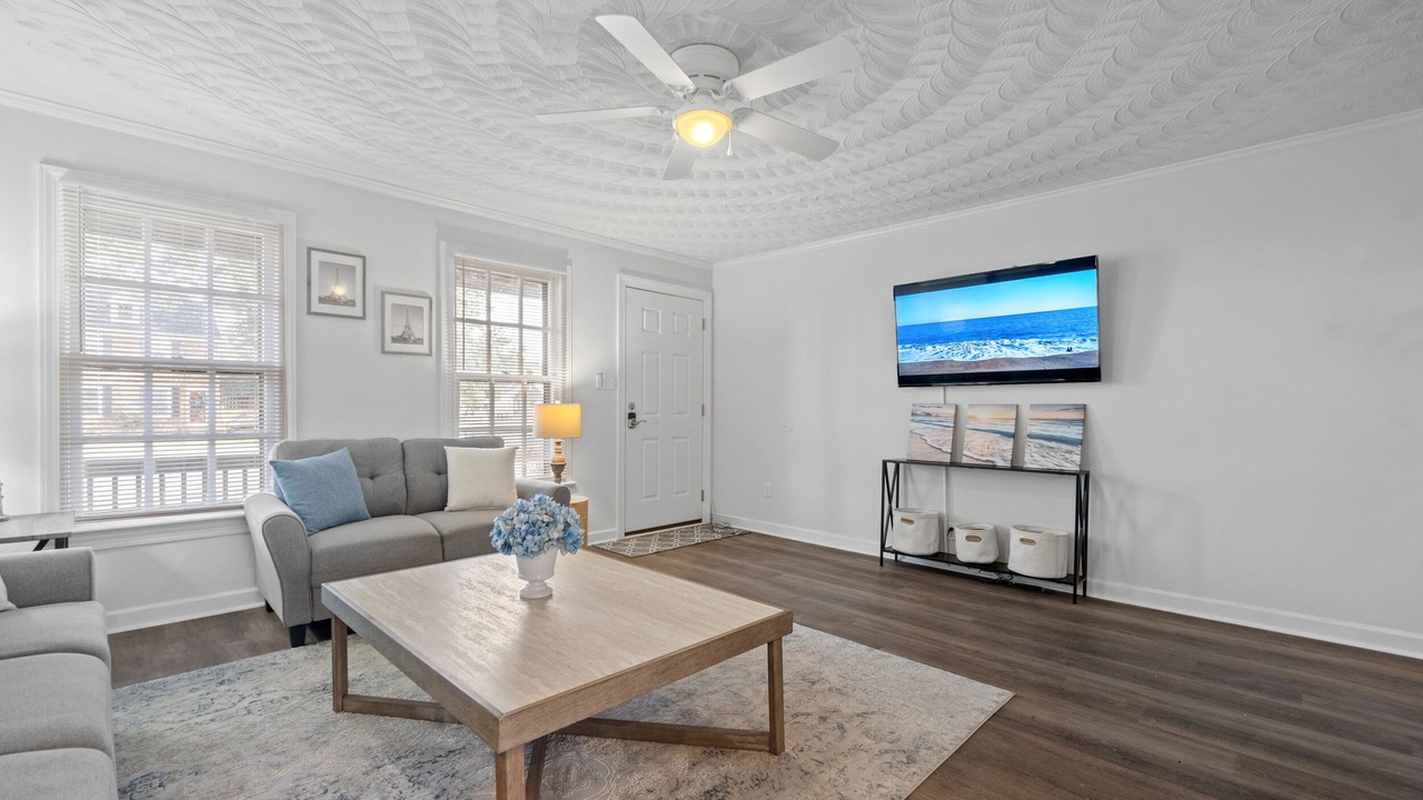 Photo of Bedroom in Chic's Beach