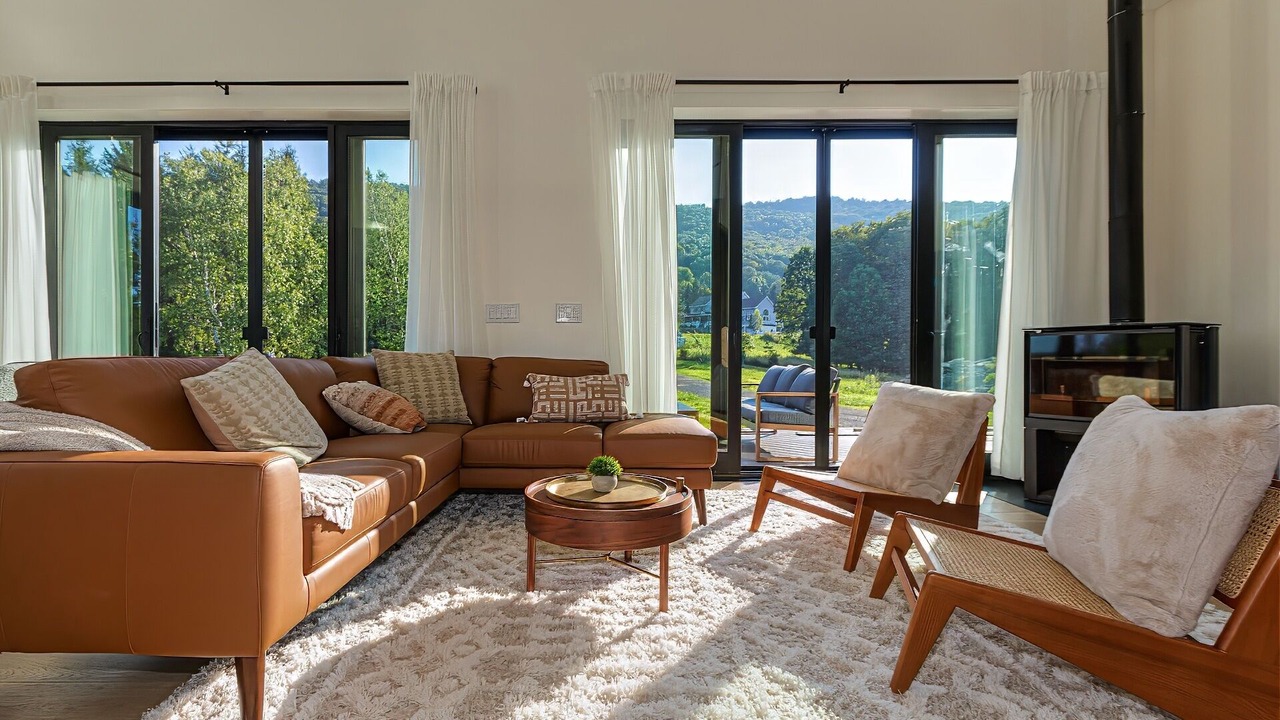 Photo of Livingroom in Margaretville