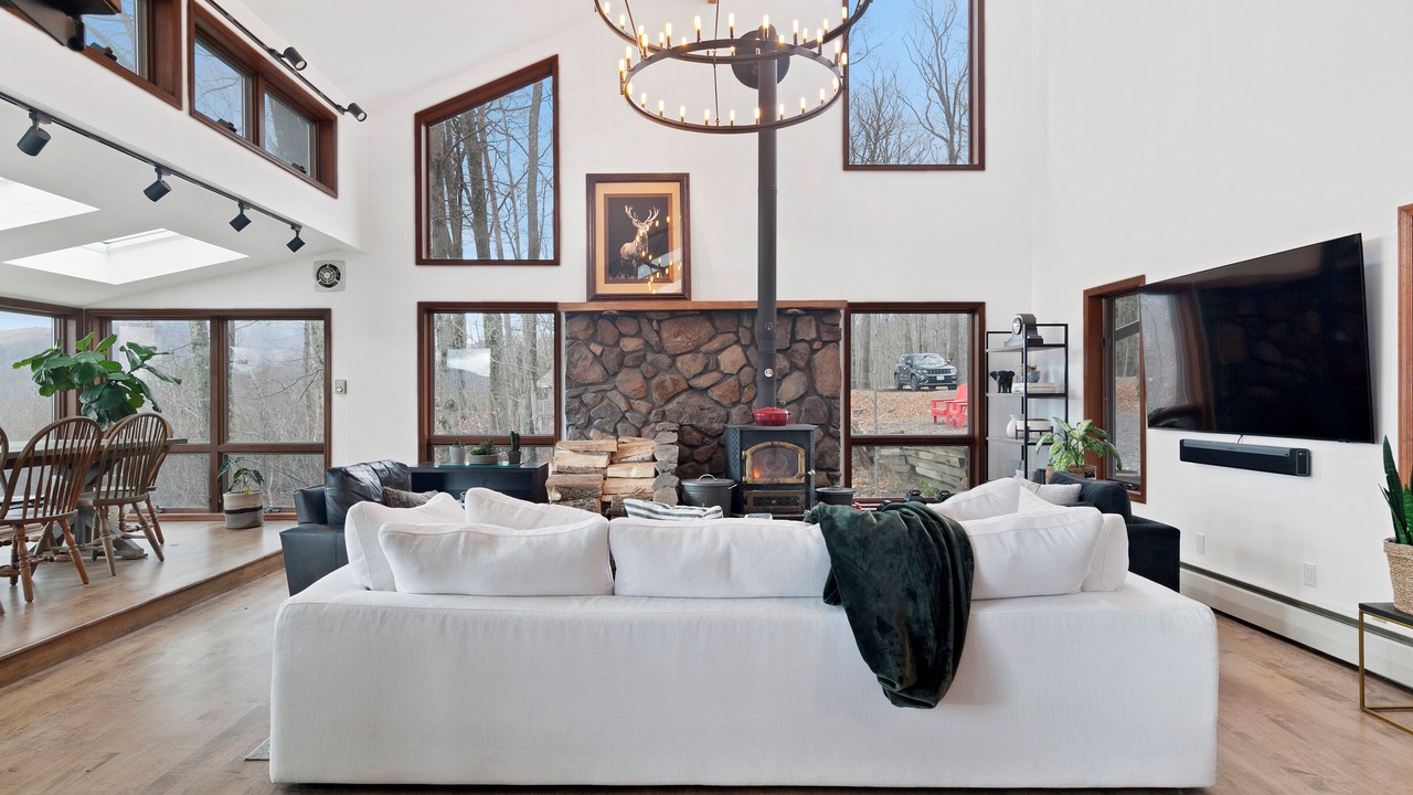 Photo of Bedroom in Tannersville