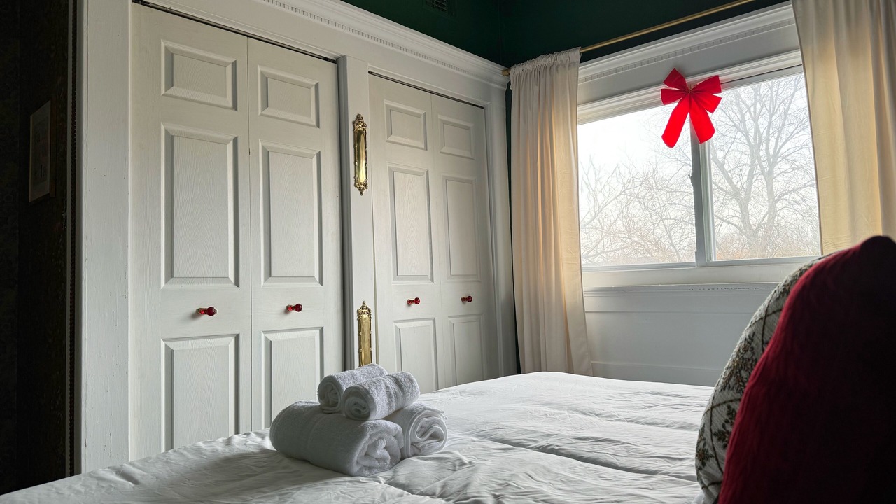 Photo of Bedroom in Evansville