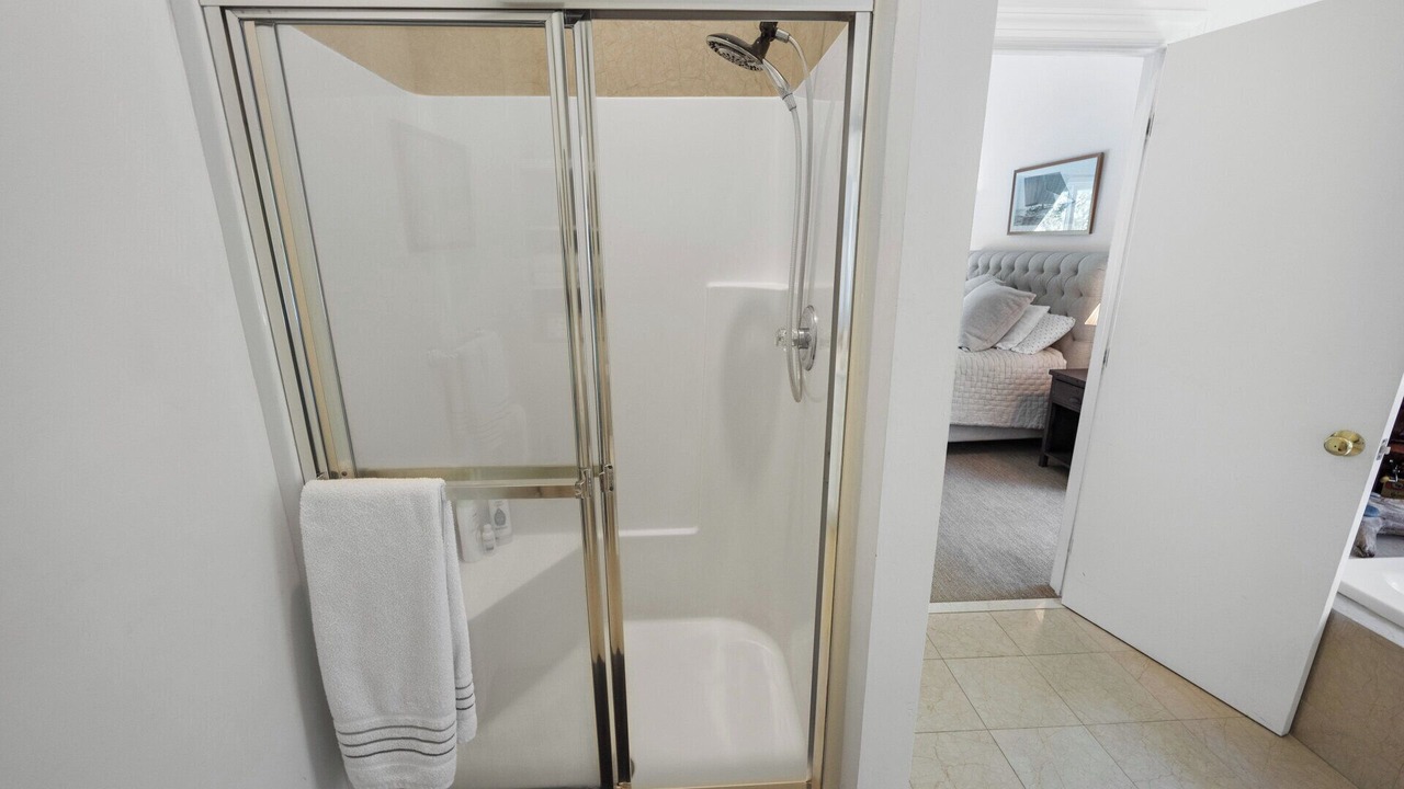 Photo of Bathroom in Shinnecock Hills
