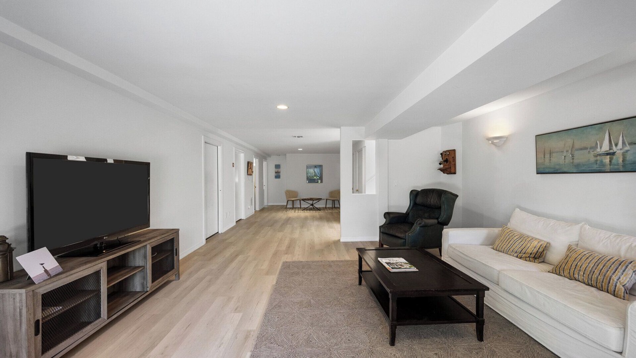 Photo of Livingroom in Shinnecock Hills