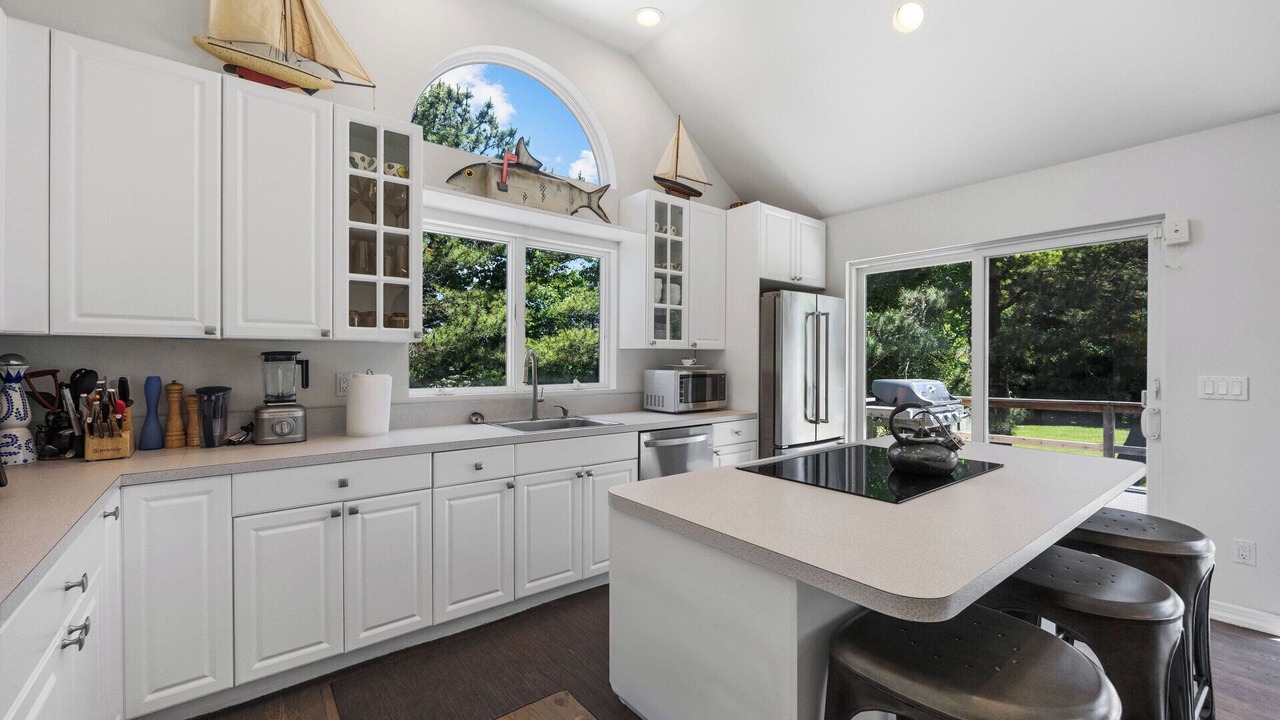 Photo of Kitchen in Shinnecock Hills