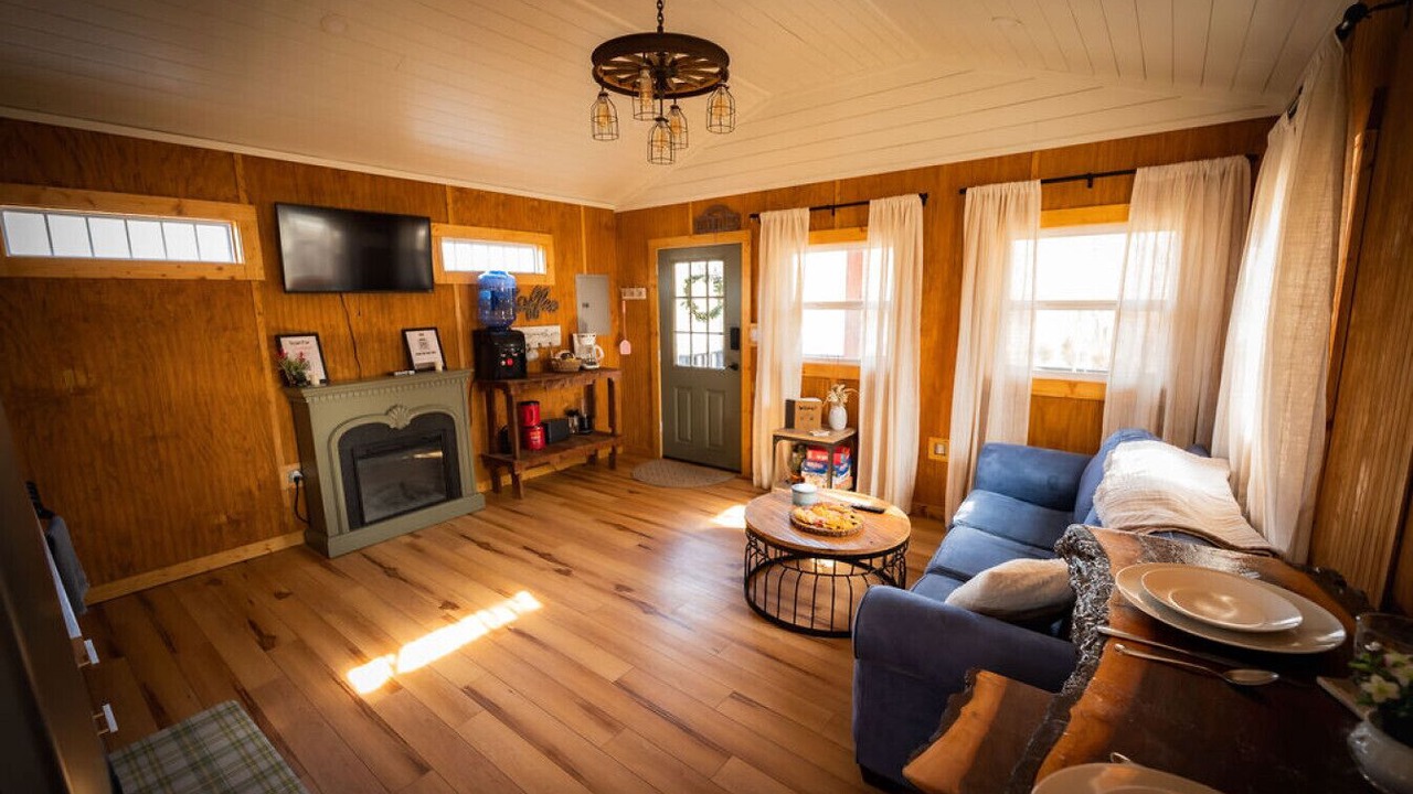 Photo of Livingroom in West Newton