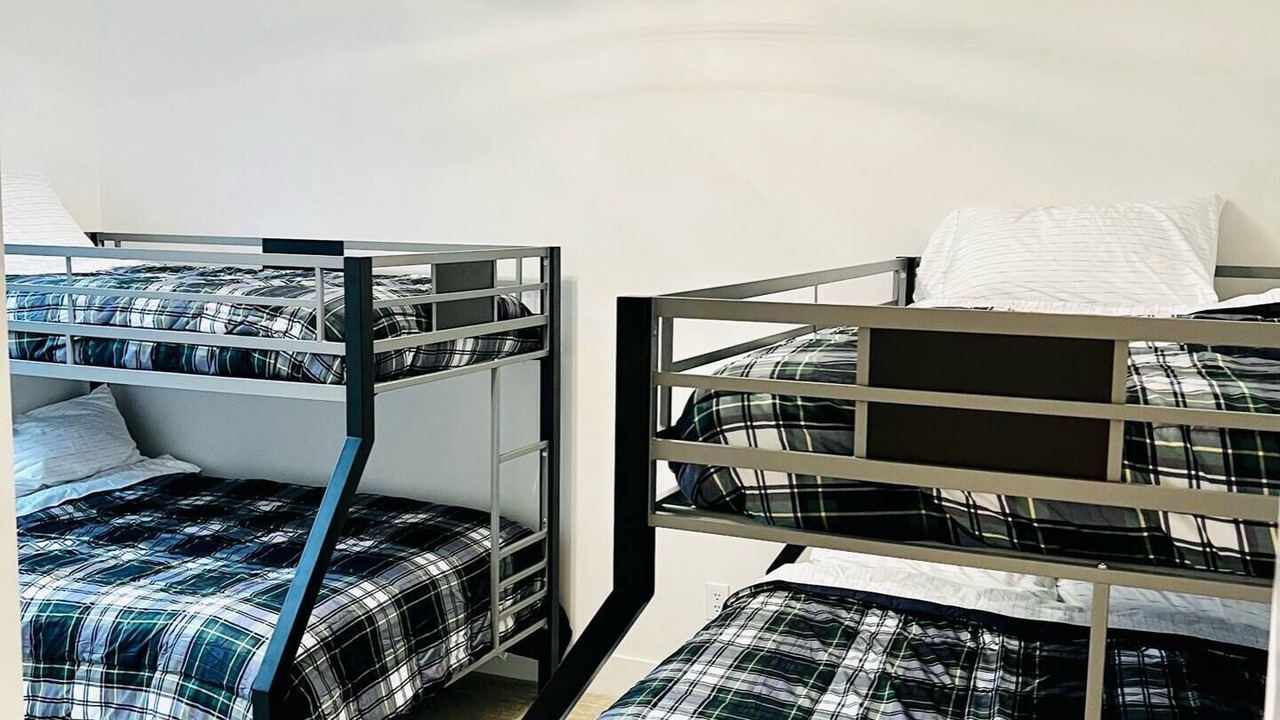 Photo of Bedroom in Wooded Estates