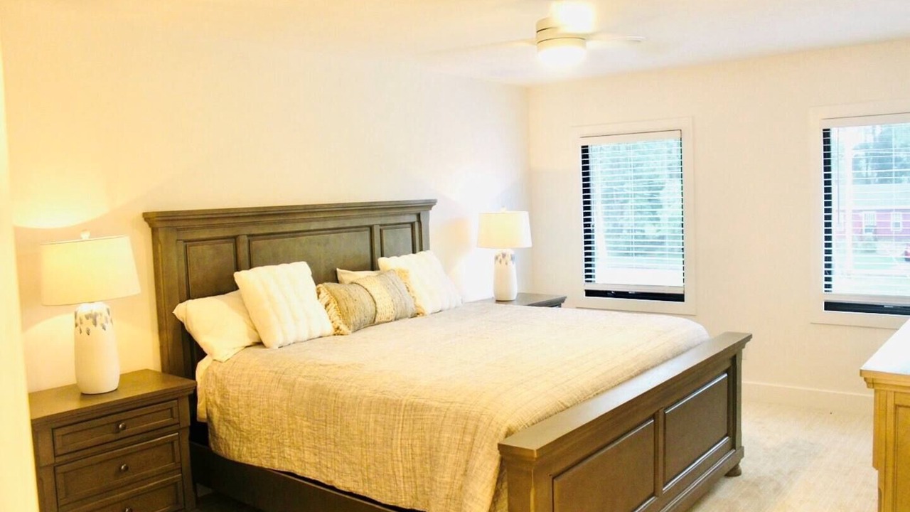 Photo of Bedroom in Wooded Estates
