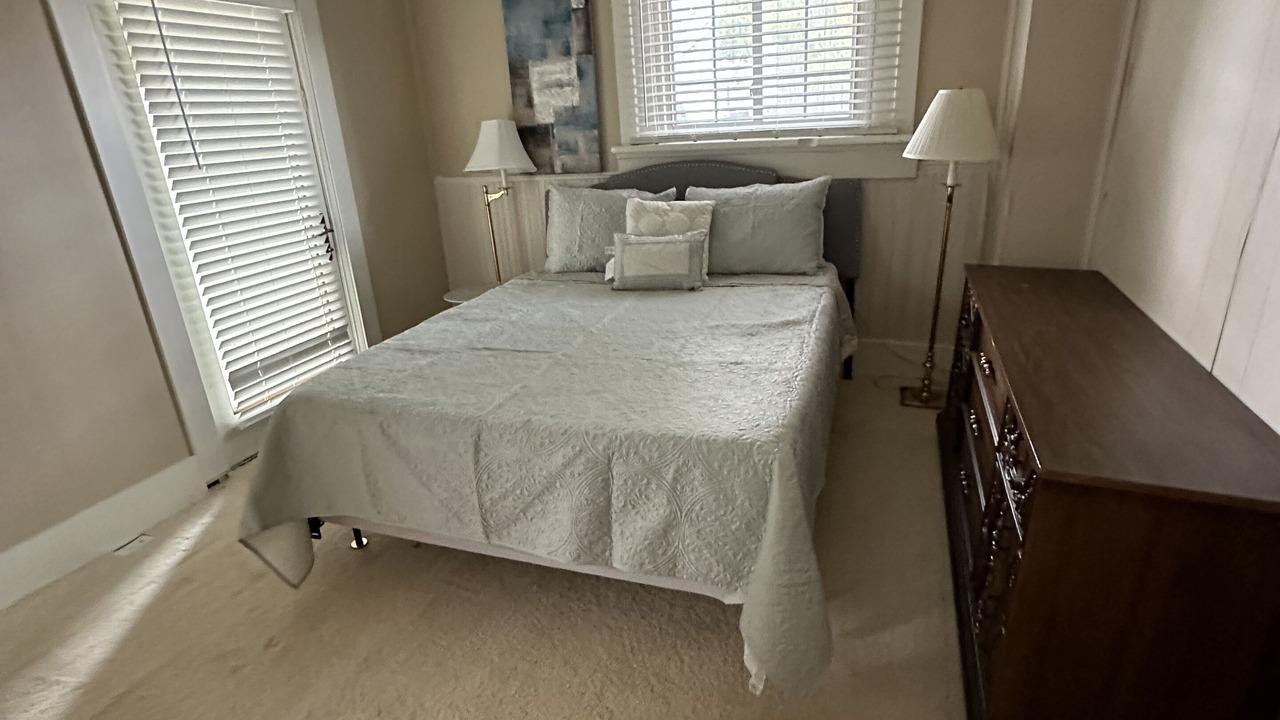 Photo of Bedroom in West Washington