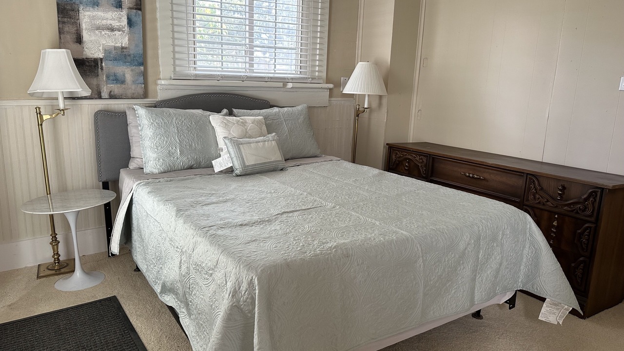 Photo of Bedroom in West Washington