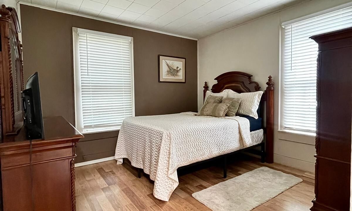 Photo of Bedroom in West Washington